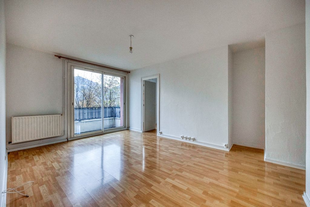 Achat appartement à vendre 3 pièces 54 m² - Saint-Égrève