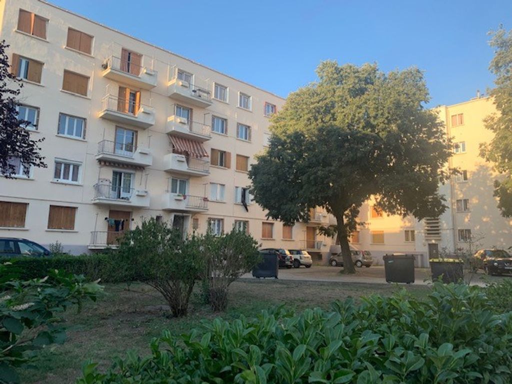 Achat appartement à vendre 4 pièces 65 m² - Alès