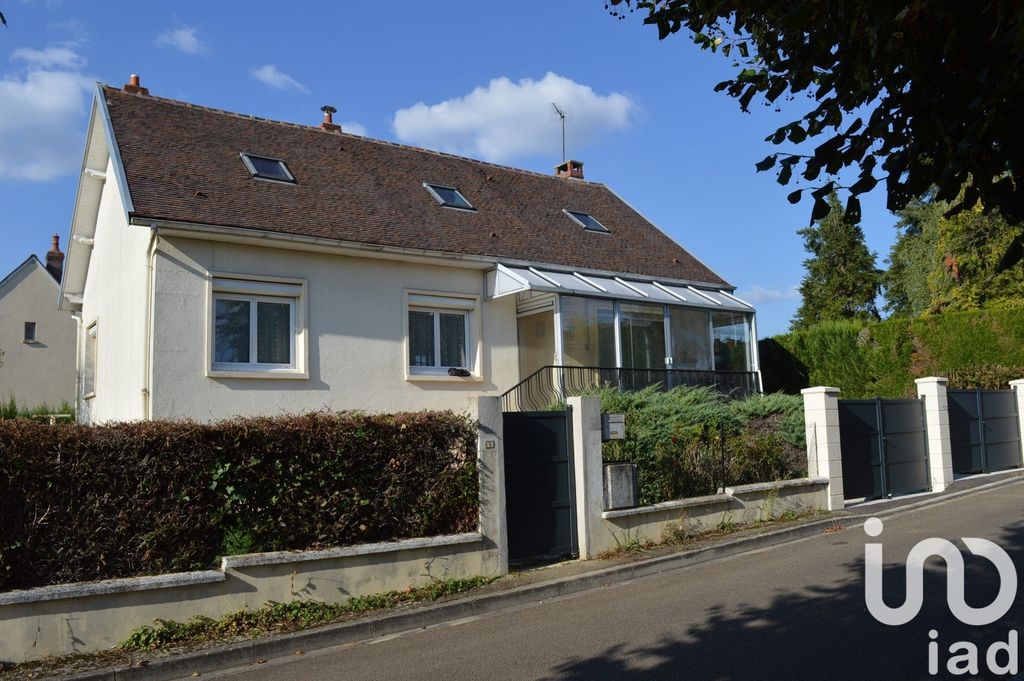 Achat maison à vendre 4 chambres 127 m² - Saint-Georges-sur-Baulche