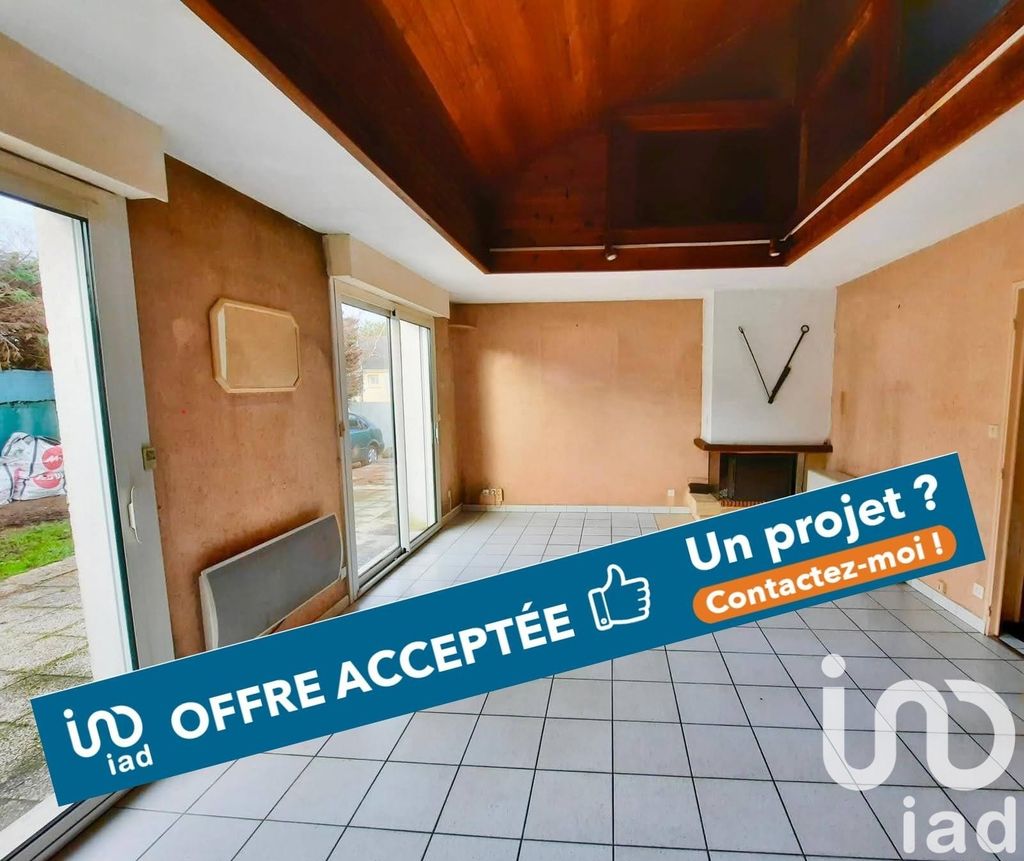 Achat maison à vendre 3 chambres 109 m² - Saint-Étienne-de-Montluc