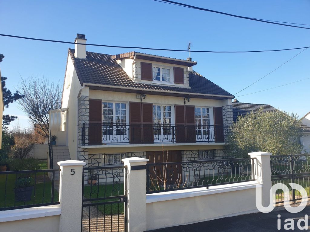 Achat maison à vendre 4 chambres 130 m² - Roissy-en-Brie