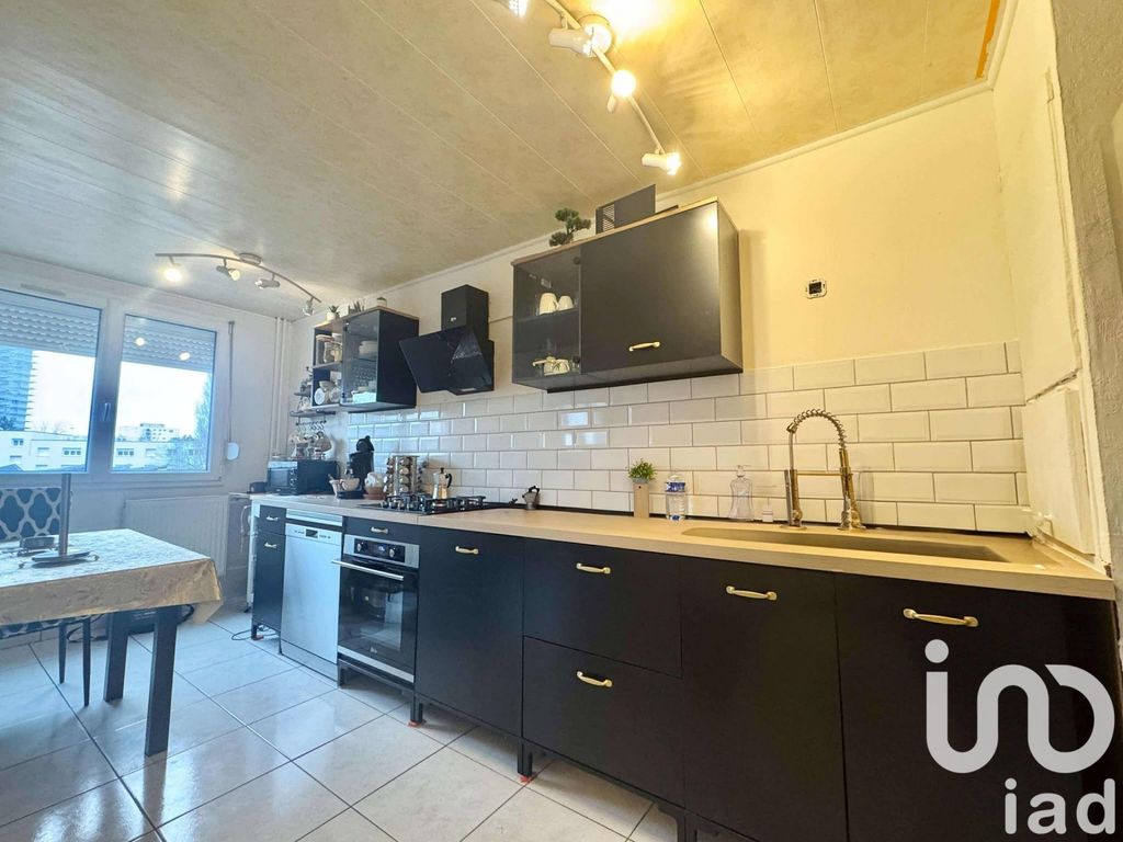 Achat appartement à vendre 4 pièces 85 m² - Charleville-Mézières