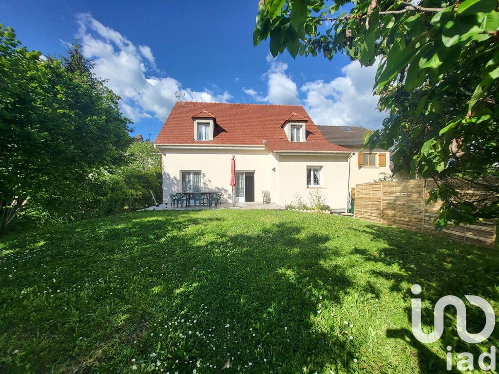 Achat maison à vendre 5 chambres 170 m² - Ermont