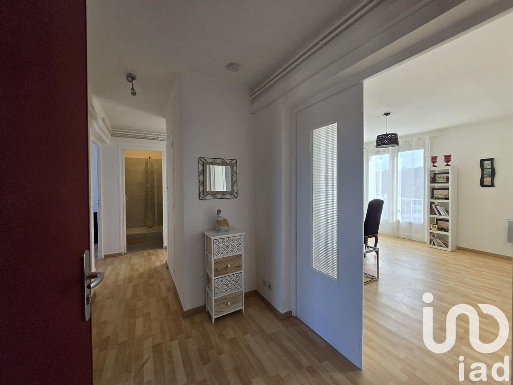 Achat appartement à vendre 4 pièces 70 m² - Pertuis