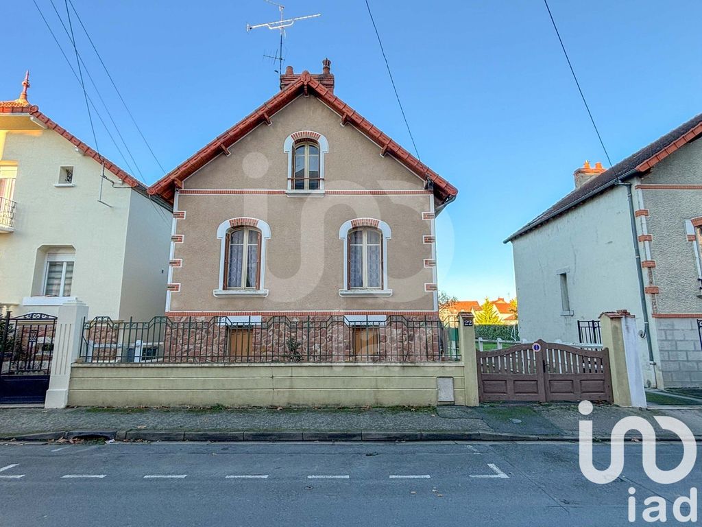 Achat maison à vendre 4 chambres 159 m² - Montluçon