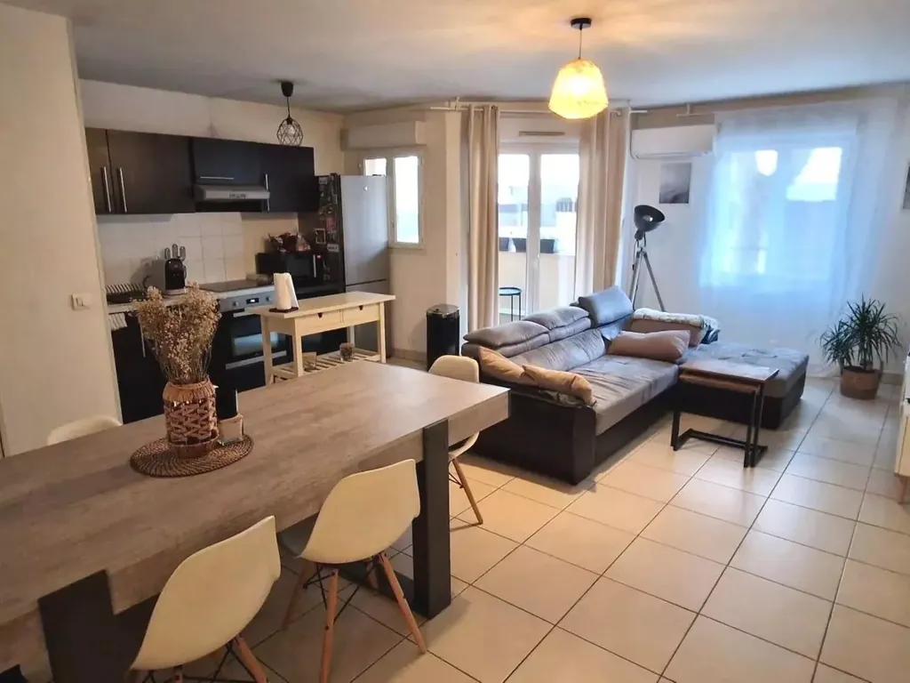 Achat appartement à vendre 3 pièces 64 m² - Draguignan