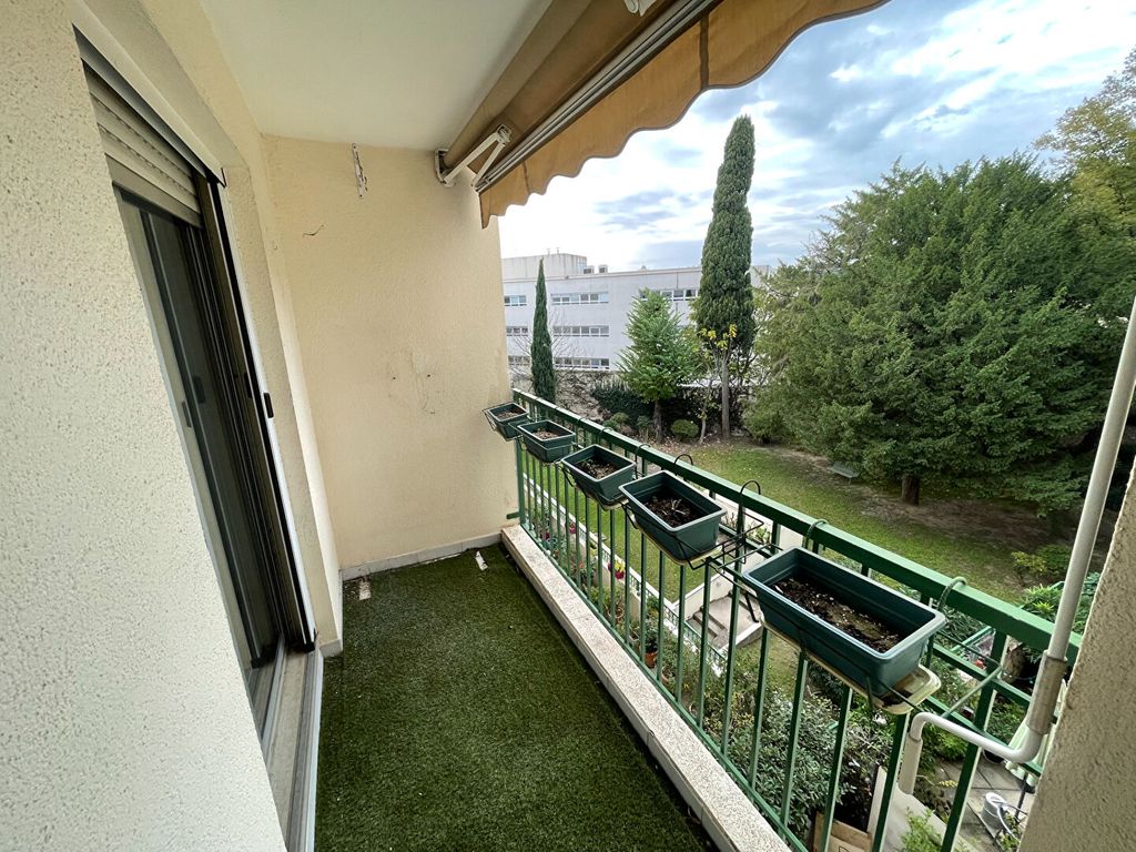 Achat appartement à vendre 4 pièces 80 m² - Nîmes