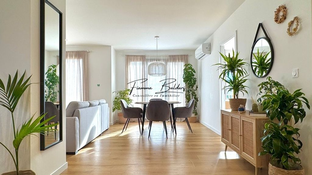 Achat appartement à vendre 3 pièces 85 m² - Lucciana