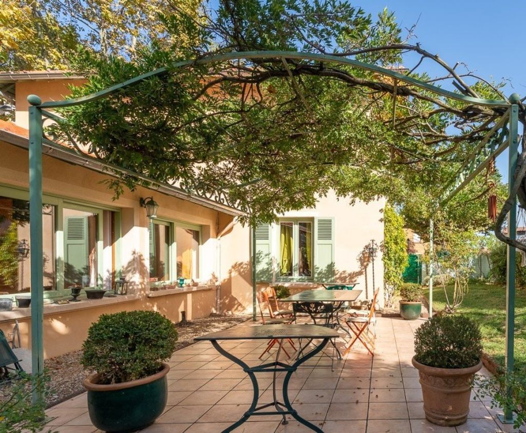 Achat maison à vendre 3 chambres 150 m² - Villefranche-sur-Saône