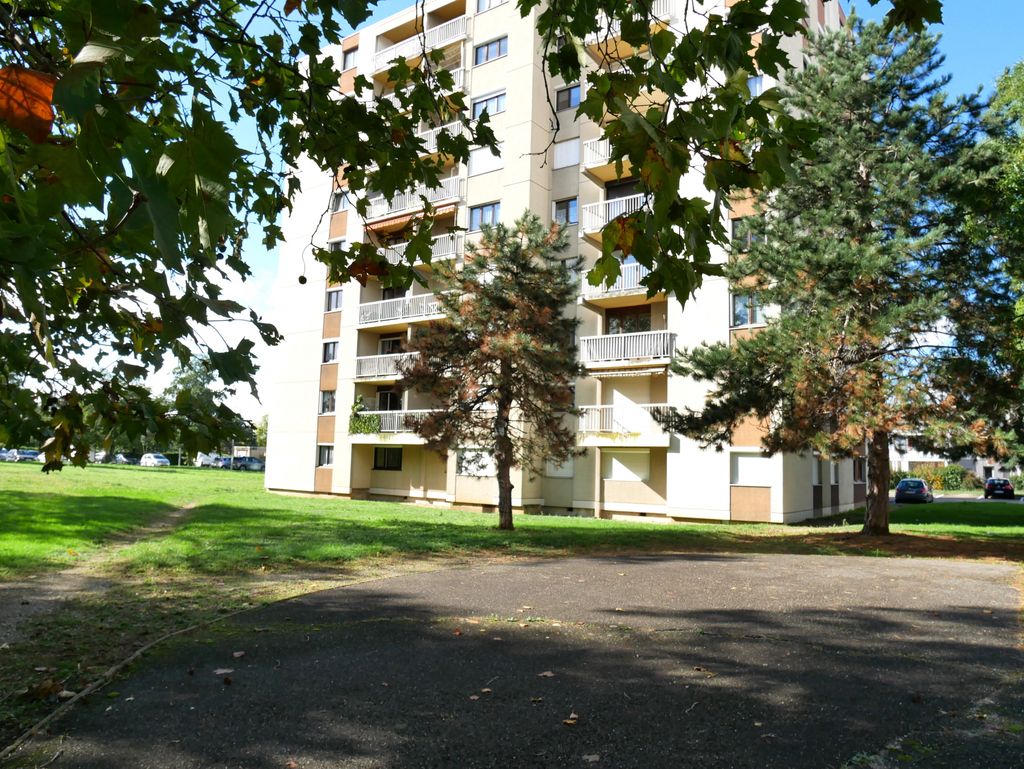 Achat appartement à vendre 3 pièces 65 m² - Corbas