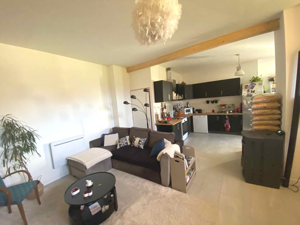 Achat maison à vendre 4 chambres 133 m² - Taninges