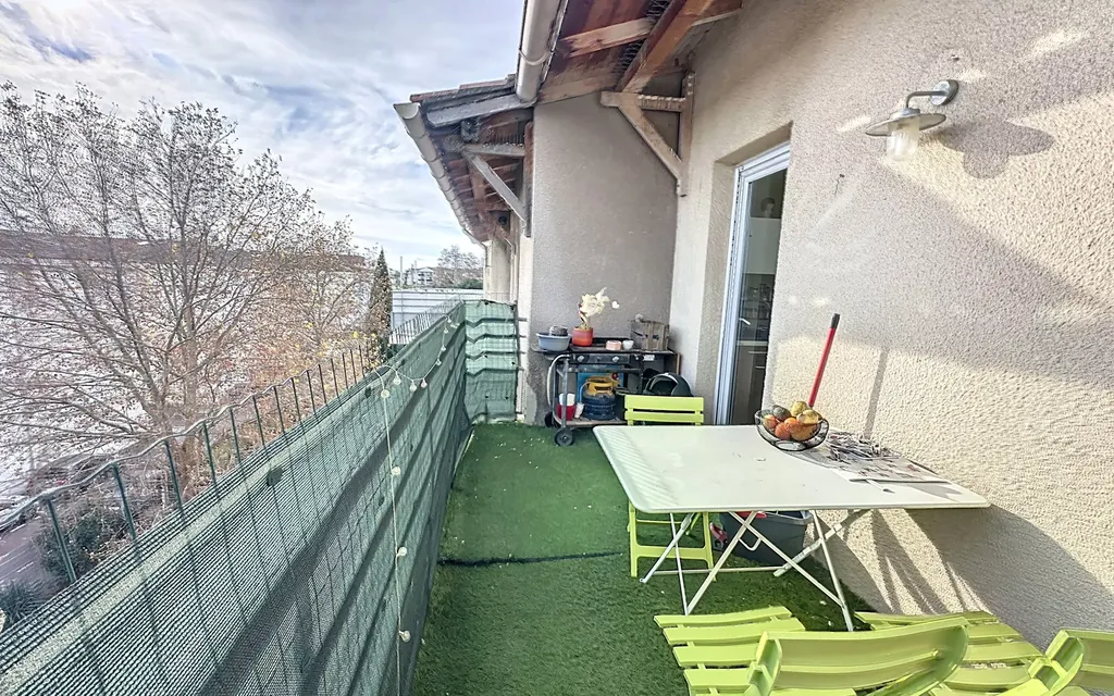 Achat appartement à vendre 3 pièces 66 m² - Avignon