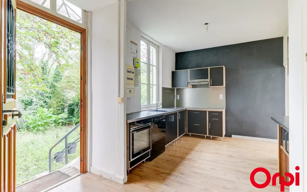 Achat maison à vendre 2 chambres 89 m² - Caluire-et-Cuire