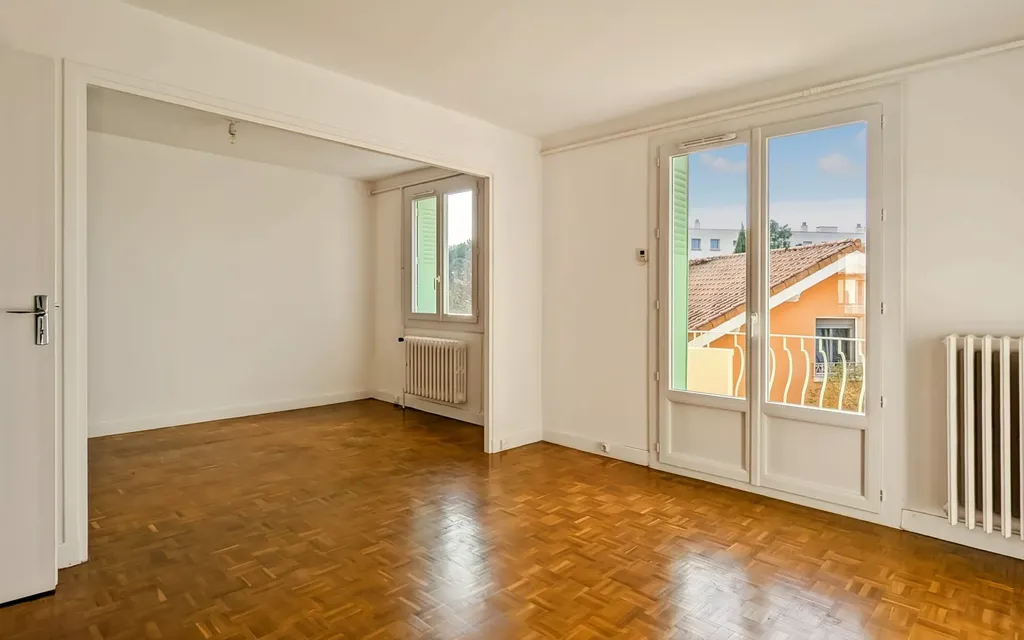 Achat appartement à vendre 3 pièces 70 m² - Bourg-lès-Valence