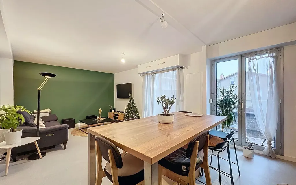 Achat appartement à vendre 3 pièces 79 m² - Clermont-Ferrand