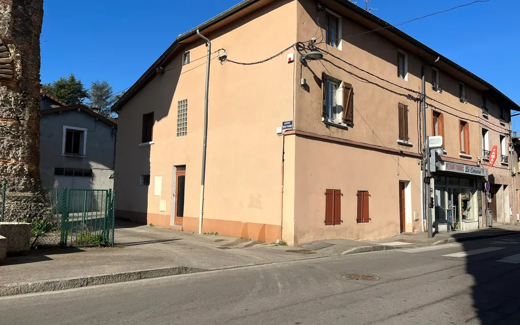 Achat appartement à vendre 6 pièces 266 m² - Sainte-Foy-lès-Lyon