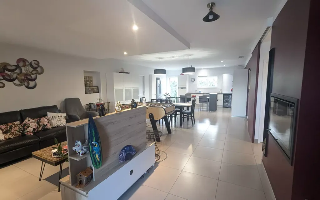 Achat maison à vendre 5 chambres 225 m² - Bompas