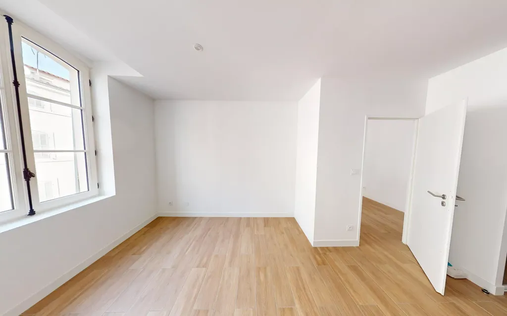 Achat appartement à vendre 2 pièces 40 m² - Marseille 1er arrondissement