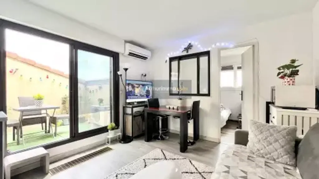 Achat appartement à vendre 2 pièces 31 m² - Fréjus