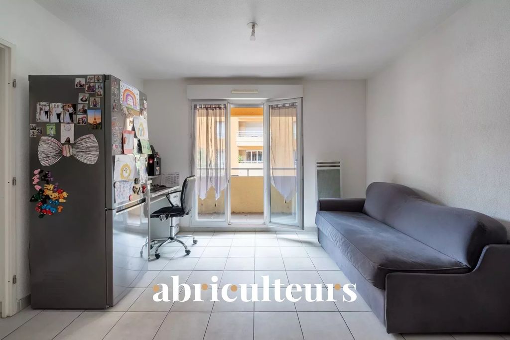 Achat appartement à vendre 2 pièces 38 m² - Saint-André-de-la-Roche