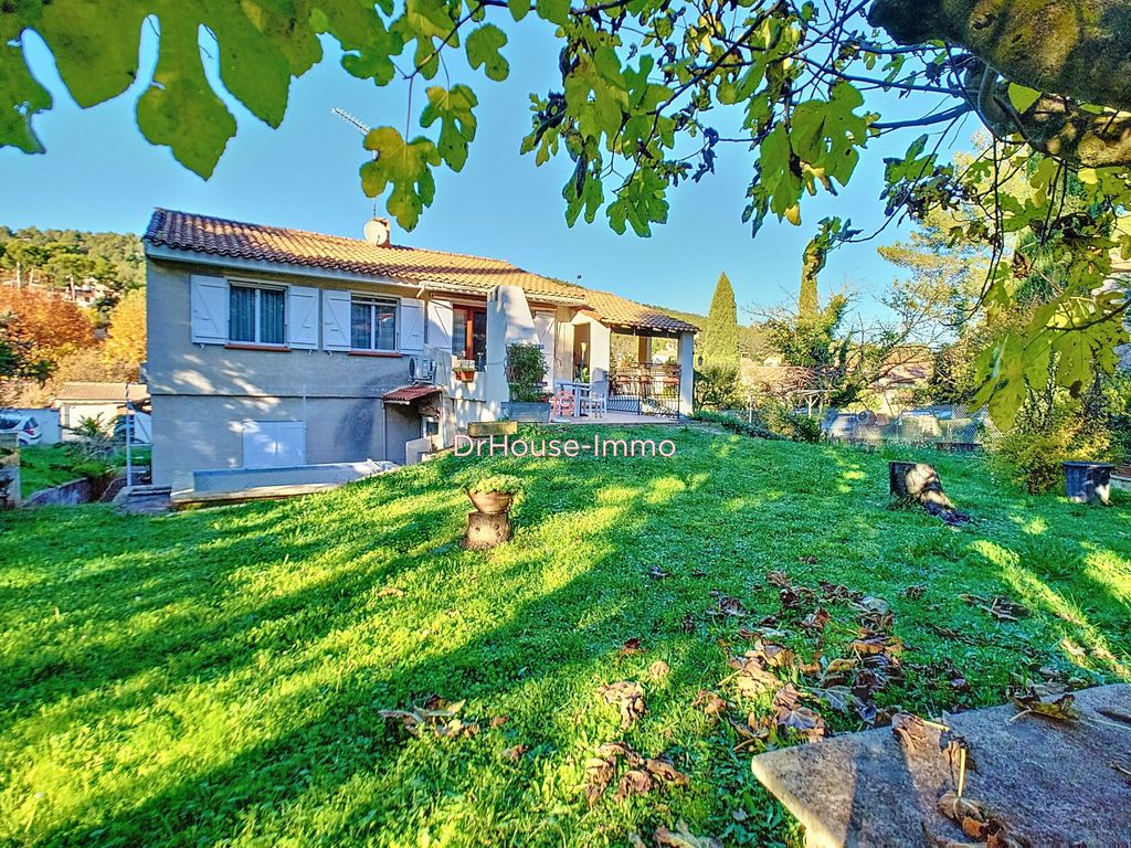 Achat maison à vendre 4 chambres 150 m² - Carnoux-en-Provence