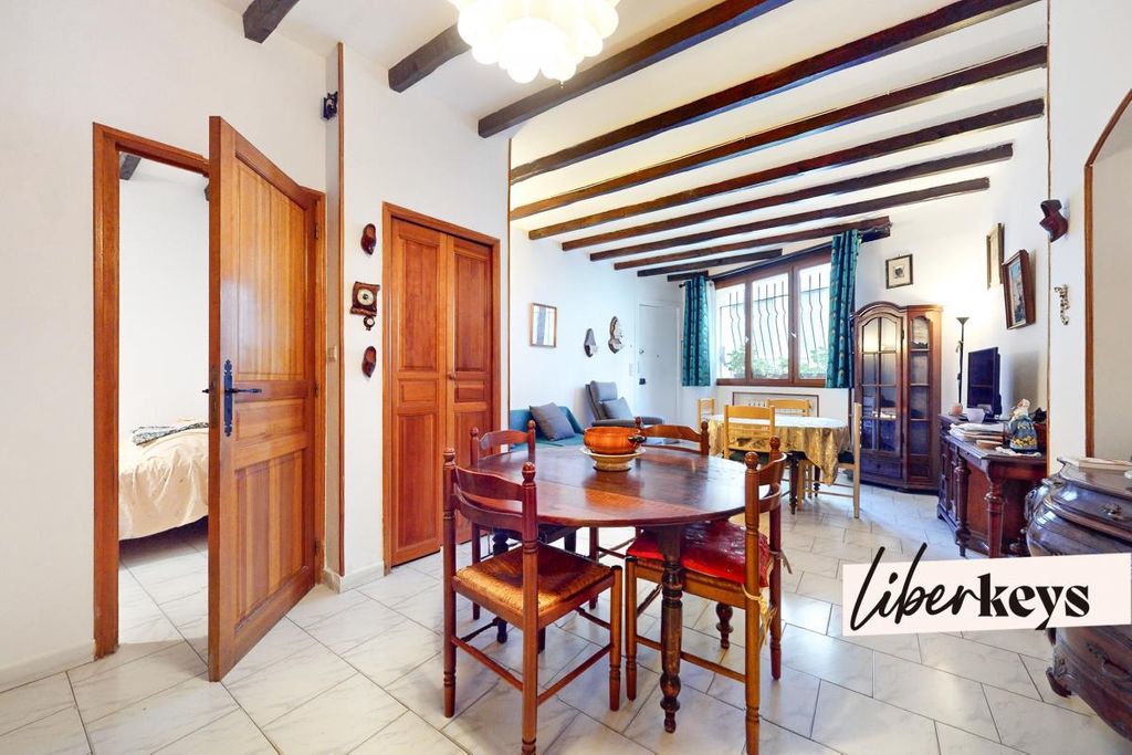 Achat appartement à vendre 2 pièces 54 m² - Marseille 6ème arrondissement