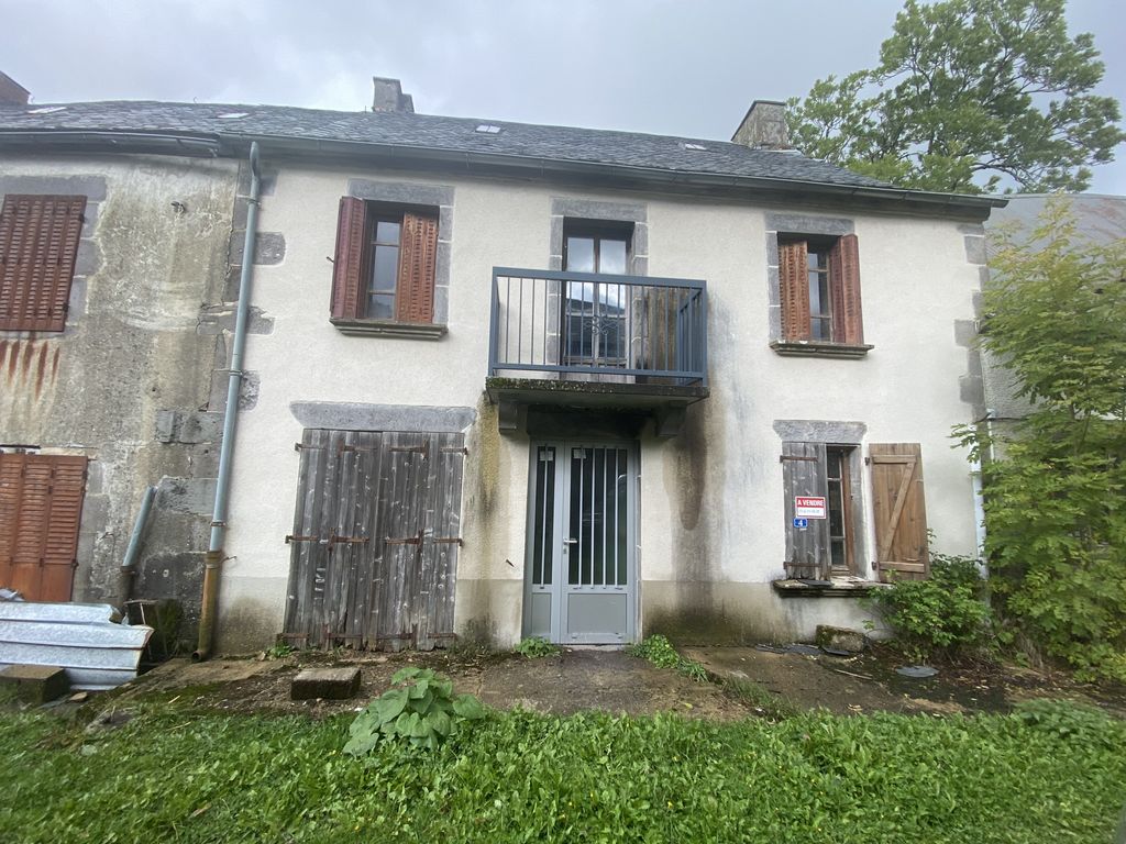 Achat maison à vendre 5 chambres 143 m² - Chastreix