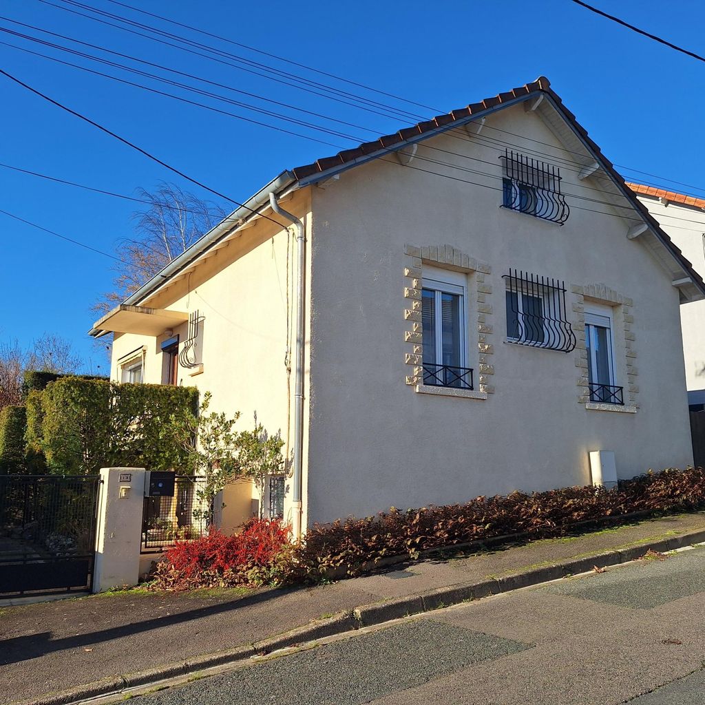 Achat maison à vendre 2 chambres 80 m² - Le Breuil