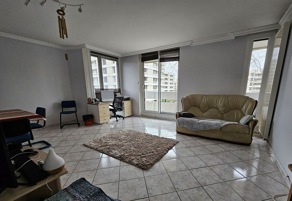 Achat appartement à vendre 3 pièces 66 m² - Élancourt