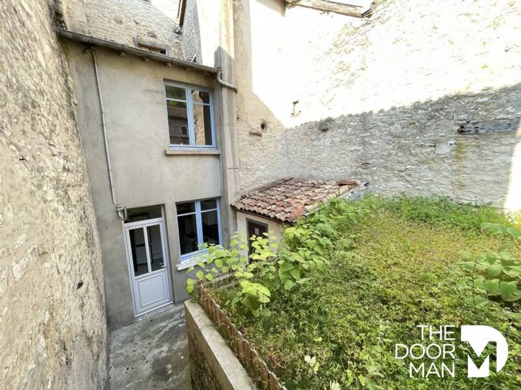 Achat maison à vendre 3 chambres 77 m² - Vignory