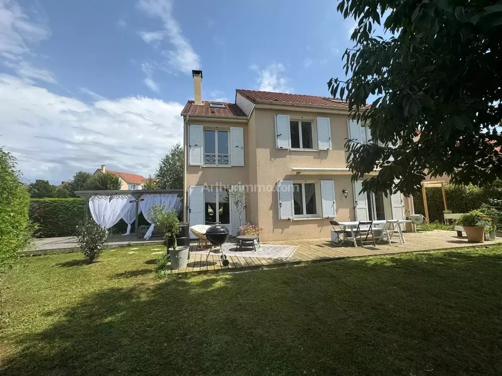 Achat maison à vendre 4 chambres 152 m² - Puiseux-en-France