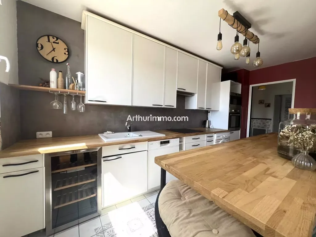 Achat appartement à vendre 3 pièces 71 m² - Sucy-en-Brie