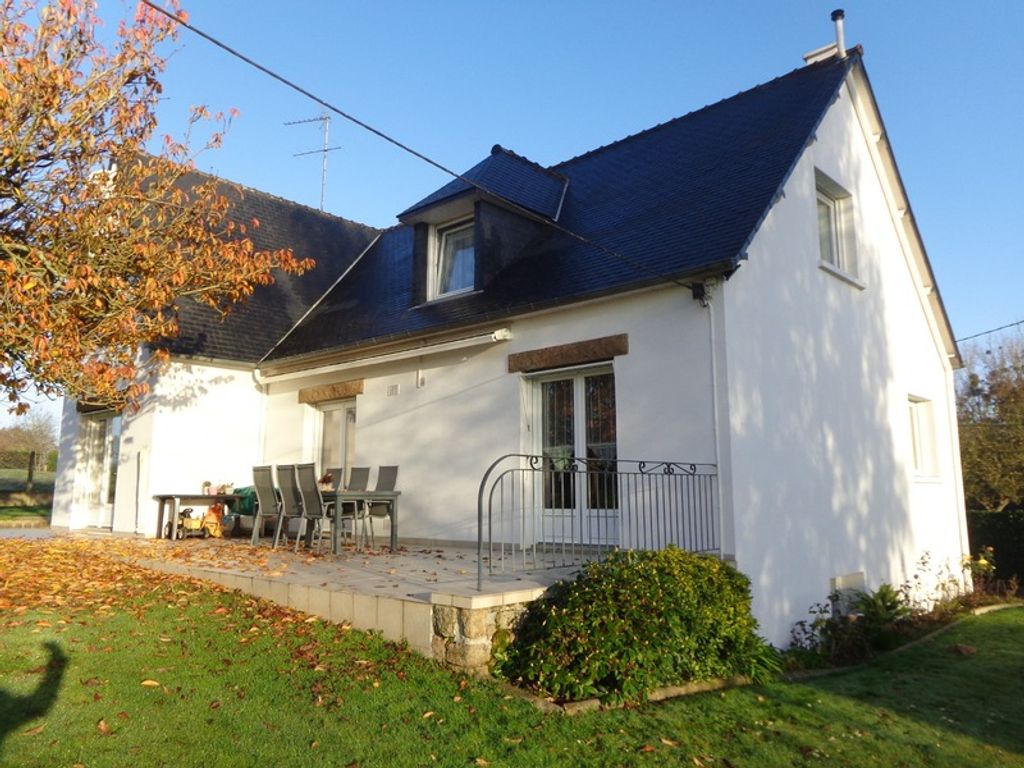 Achat maison à vendre 5 chambres 173 m² - La Chapelle-Janson