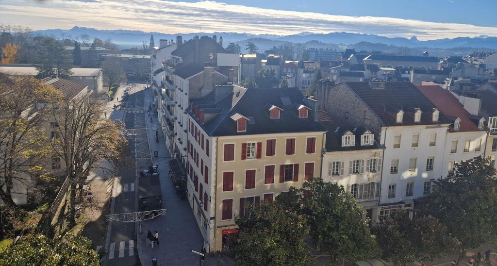 Achat appartement à vendre 2 pièces 49 m² - Pau