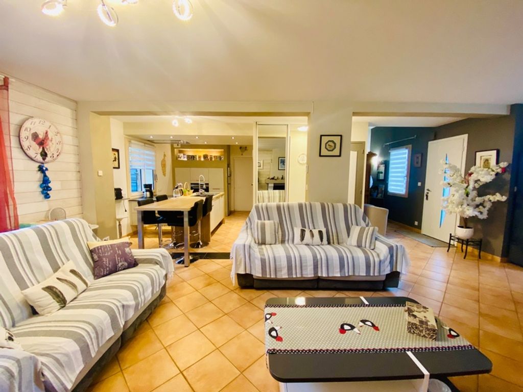 Achat maison à vendre 5 chambres 137 m² - Chalonnes-sur-Loire