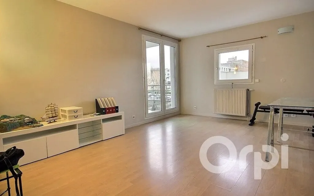 Achat appartement à vendre 3 pièces 66 m² - Élancourt