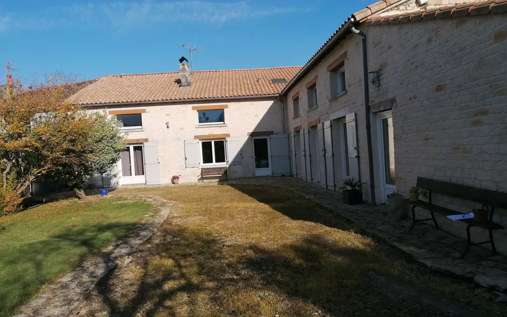 Achat maison à vendre 4 chambres 255 m² - Brûlain