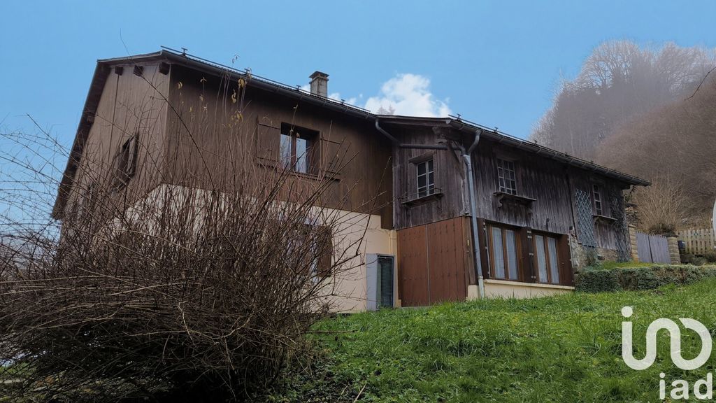 Achat maison à vendre 5 chambres 180 m² - La Rivière-Enverse