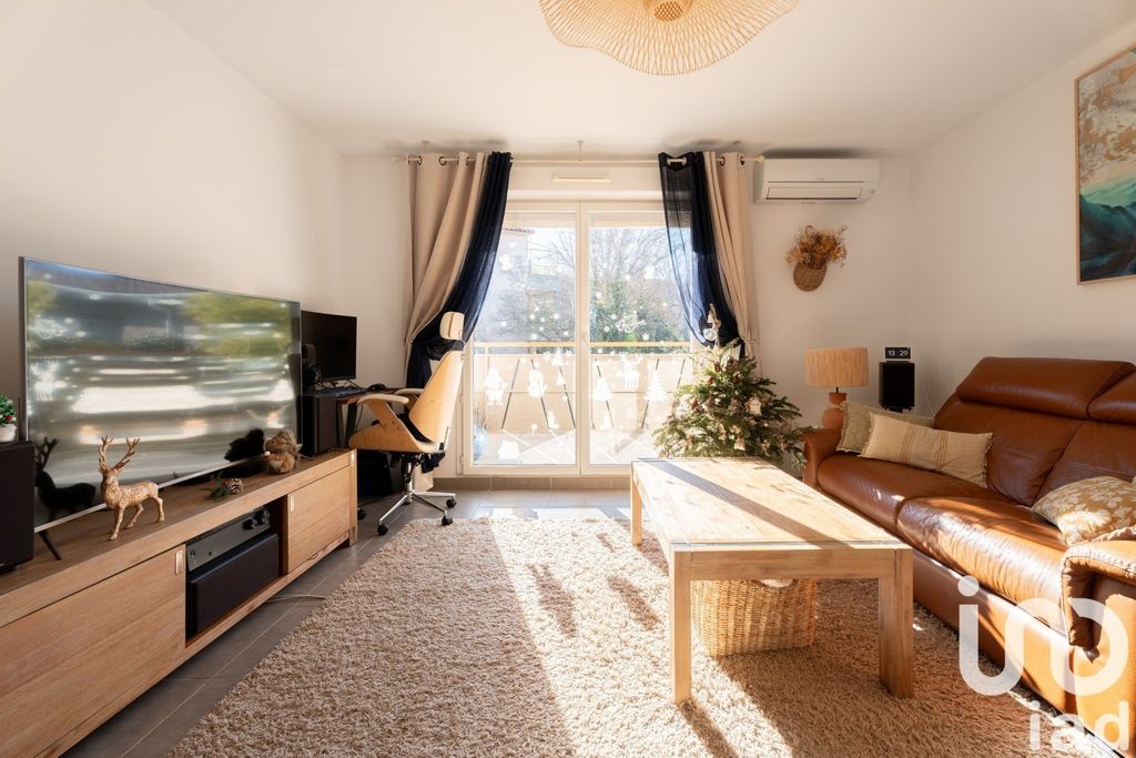 Achat appartement à vendre 4 pièces 75 m² - Fuveau