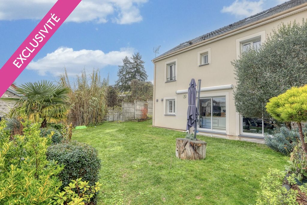 Achat maison à vendre 6 chambres 150 m² - Mézy-sur-Seine