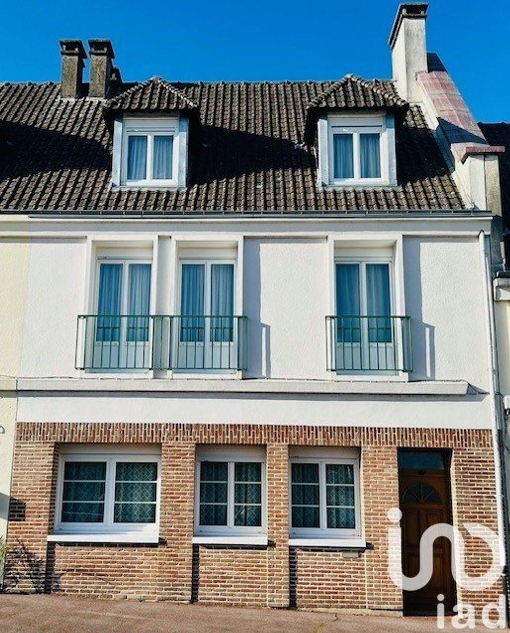 Achat maison à vendre 4 chambres 165 m² - Neufchâtel-en-Bray