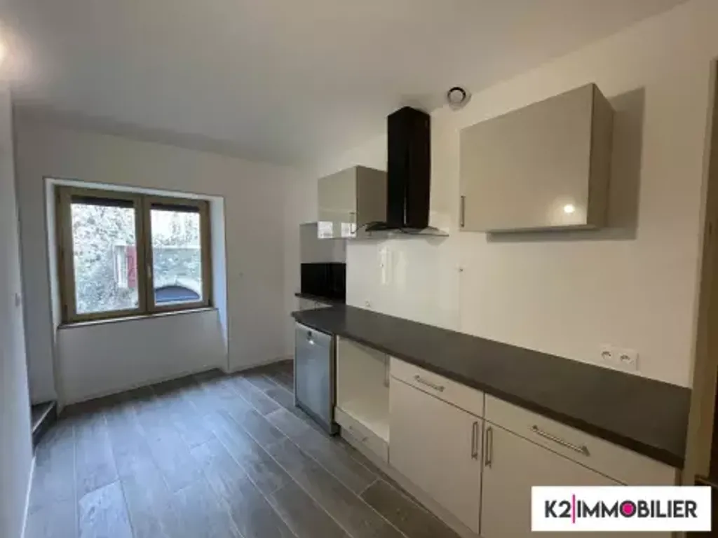 Achat maison à vendre 4 chambres 130 m² - Meysse