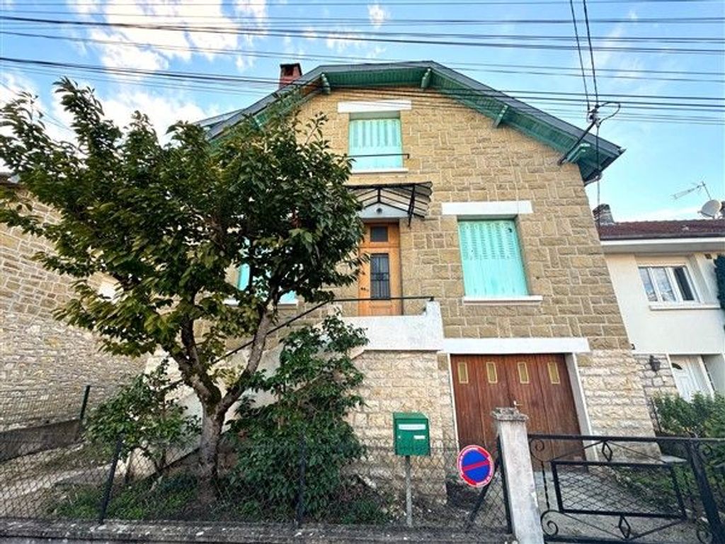 Achat maison à vendre 3 chambres 115 m² - Brive-la-Gaillarde