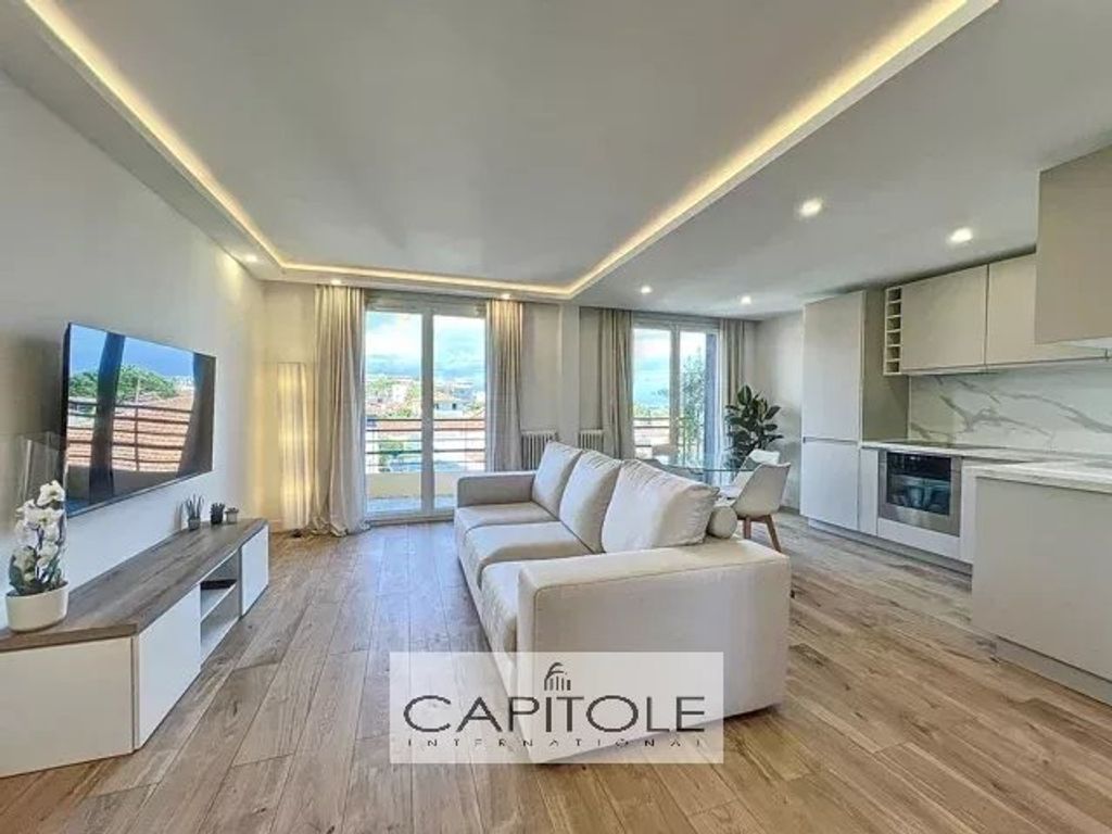 Achat appartement à vendre 3 pièces 58 m² - Antibes