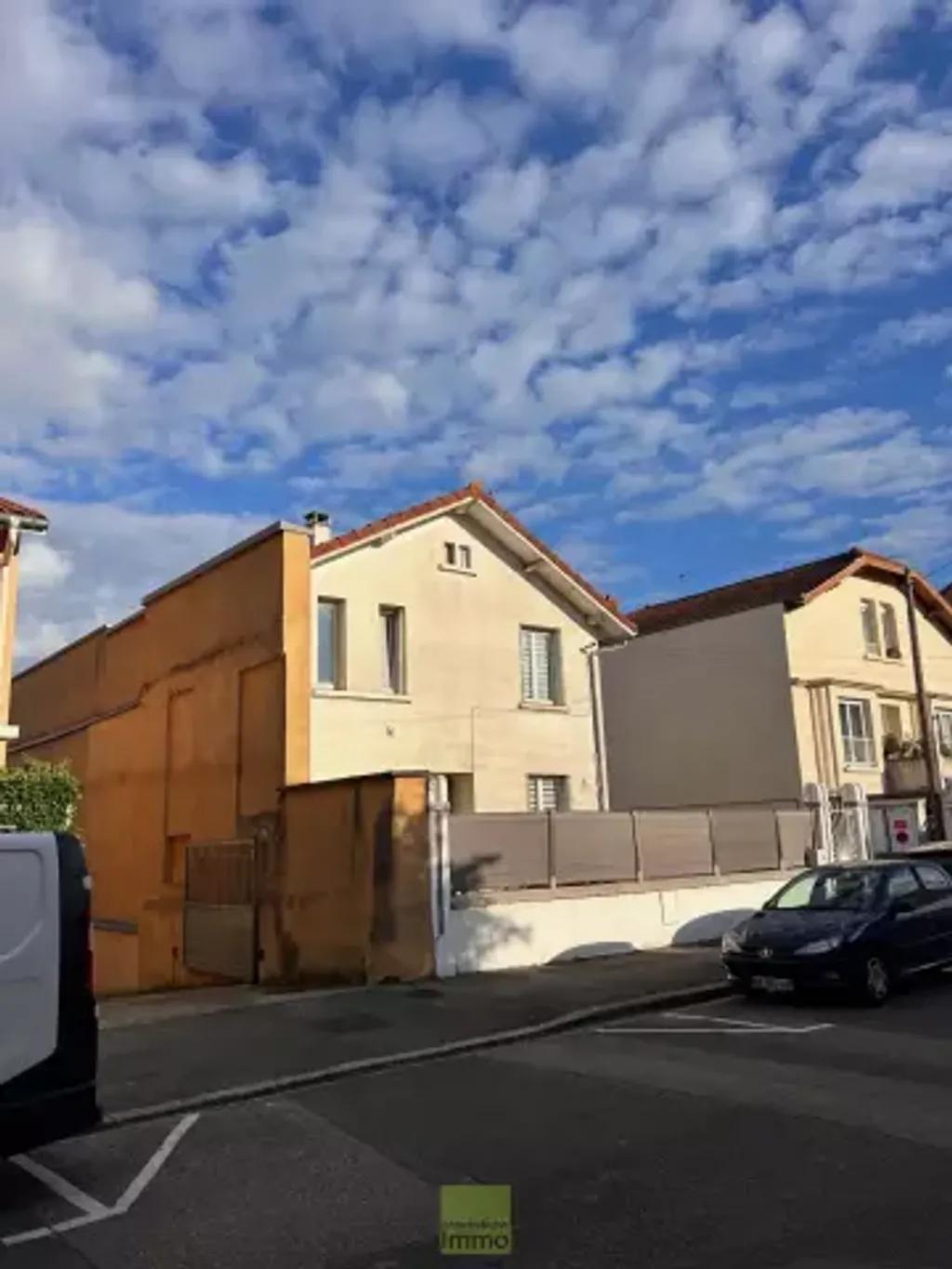 Achat maison à vendre 3 chambres 80 m² - Villeurbanne