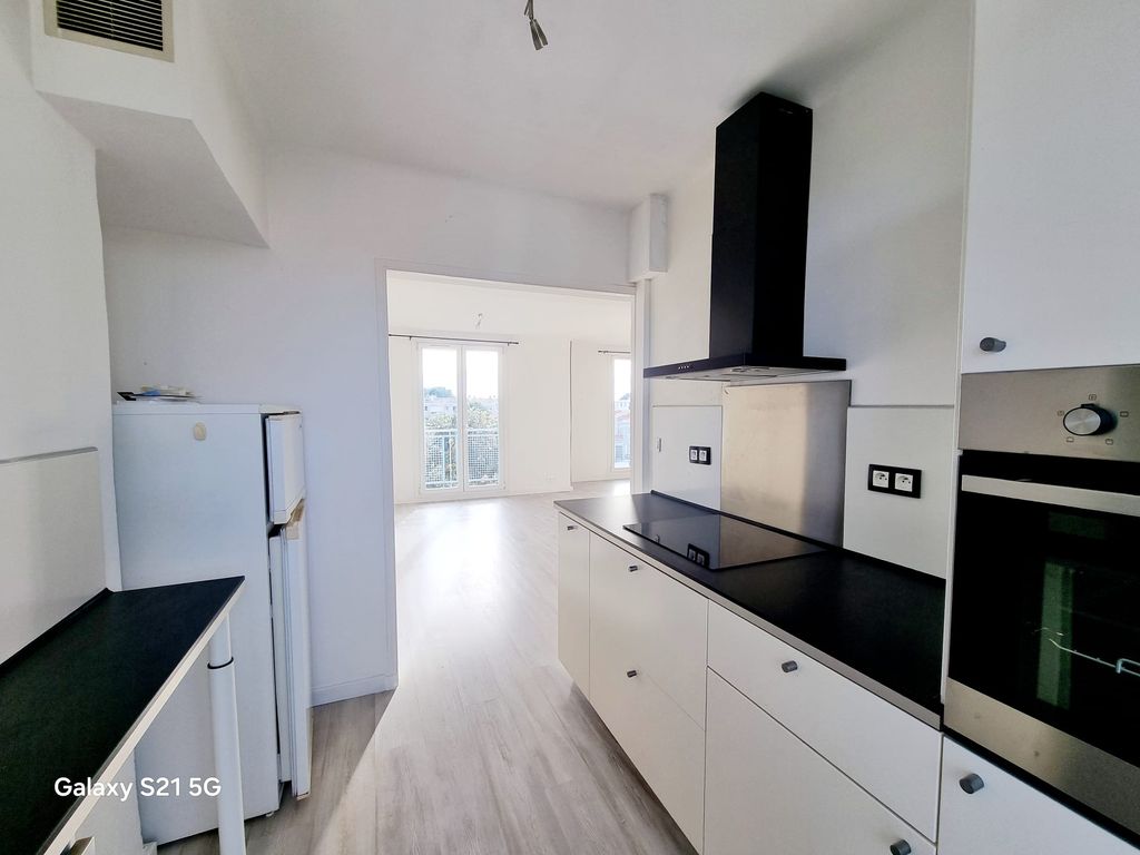 Achat appartement à vendre 2 pièces 51 m² - Istres