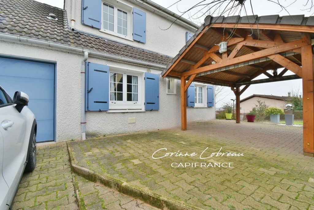 Achat maison à vendre 4 chambres 167 m² - Mâcon