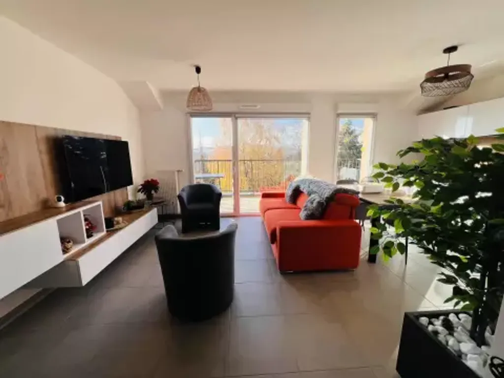 Achat appartement à vendre 3 pièces 63 m² - Annecy