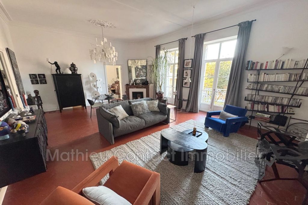 Achat appartement à vendre 3 pièces 101 m² - Nîmes