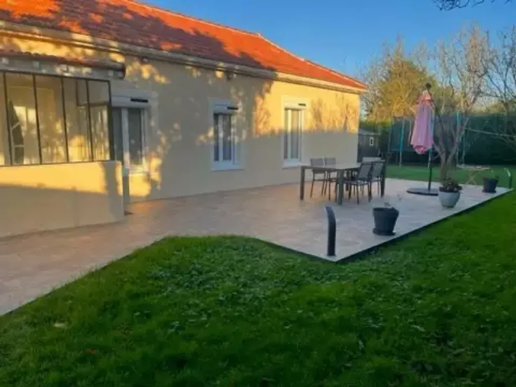 Achat maison à vendre 2 chambres 100 m² - Vaudoy-en-Brie